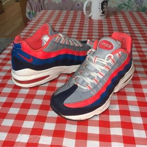Nike Air Max 95 GS 'Grey Crimson Blue' size 3.5Y
